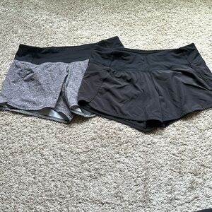 Lululemon Run Times Short II *4" set of 2